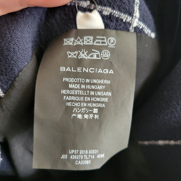 Balenciaga wool tweed skirt size 38 NWT with silver buttons - Picture 7 of 8